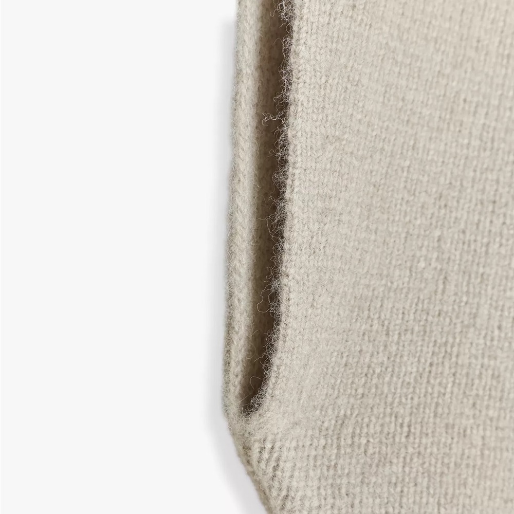 ZARA 100% WOOL SLEEVELESS VEST - Picture 8 of 8